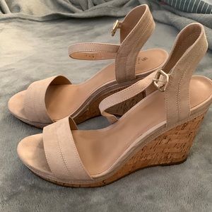 Call It Spring Acaviel beige/taupe wedge/sandal